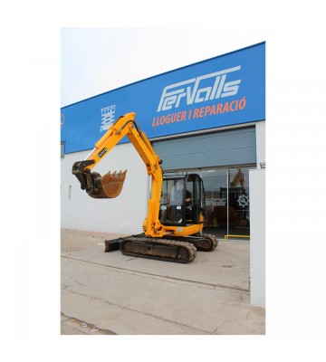 EXCAVADORA 5000KG C/CABINA